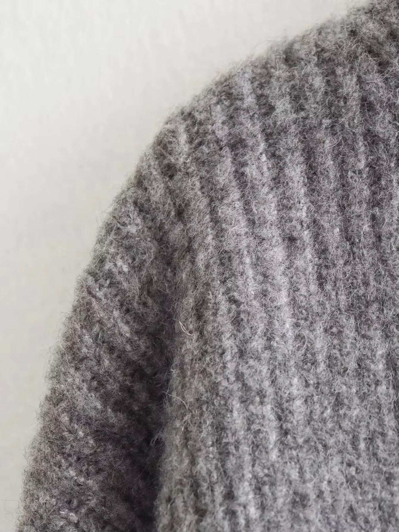 Emma Pullover