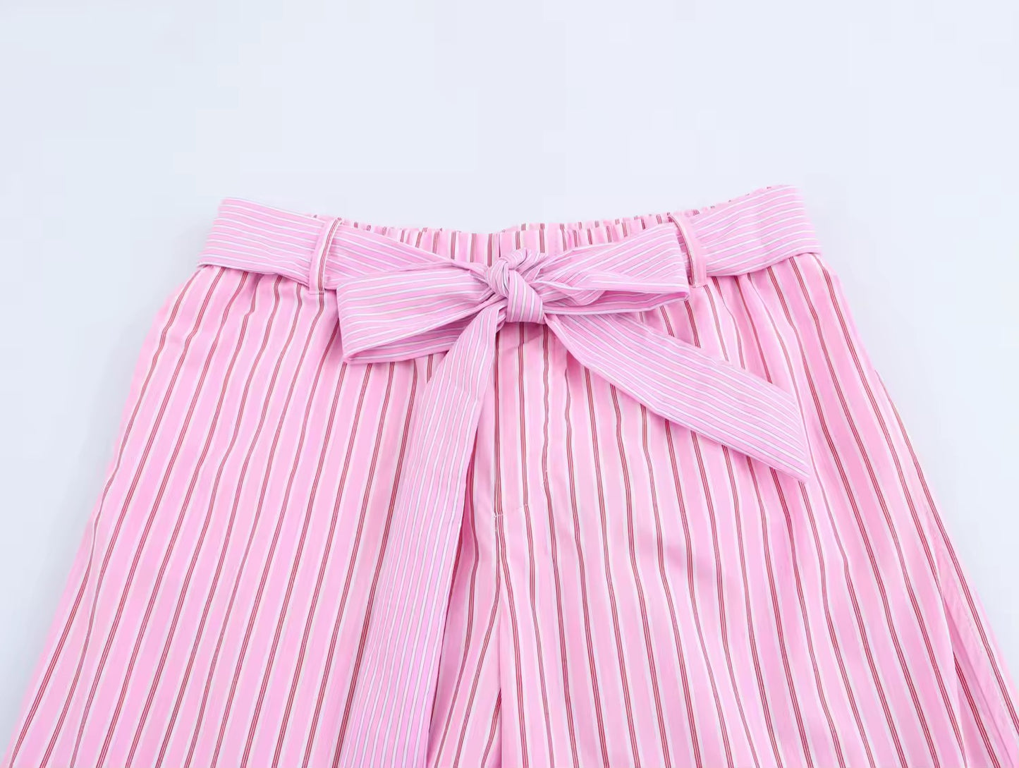 Zweiteiliges Set mit Bustier-Top und weiter Hose in Rosa mit Streifen