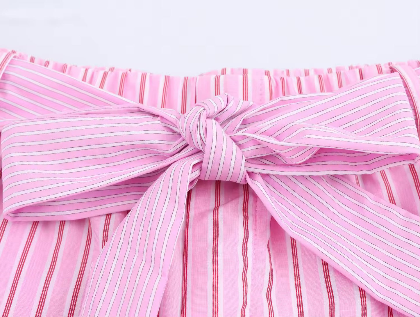 Zweiteiliges Set mit Bustier-Top und weiter Hose in Rosa mit Streifen