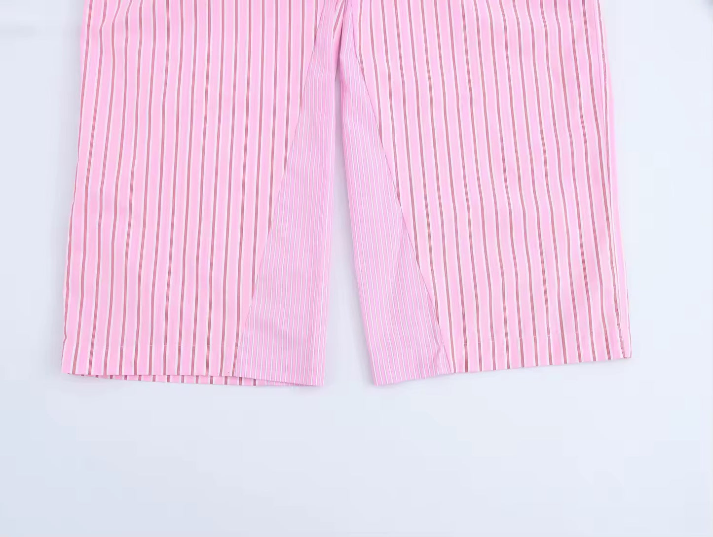 Zweiteiliges Set mit Bustier-Top und weiter Hose in Rosa mit Streifen