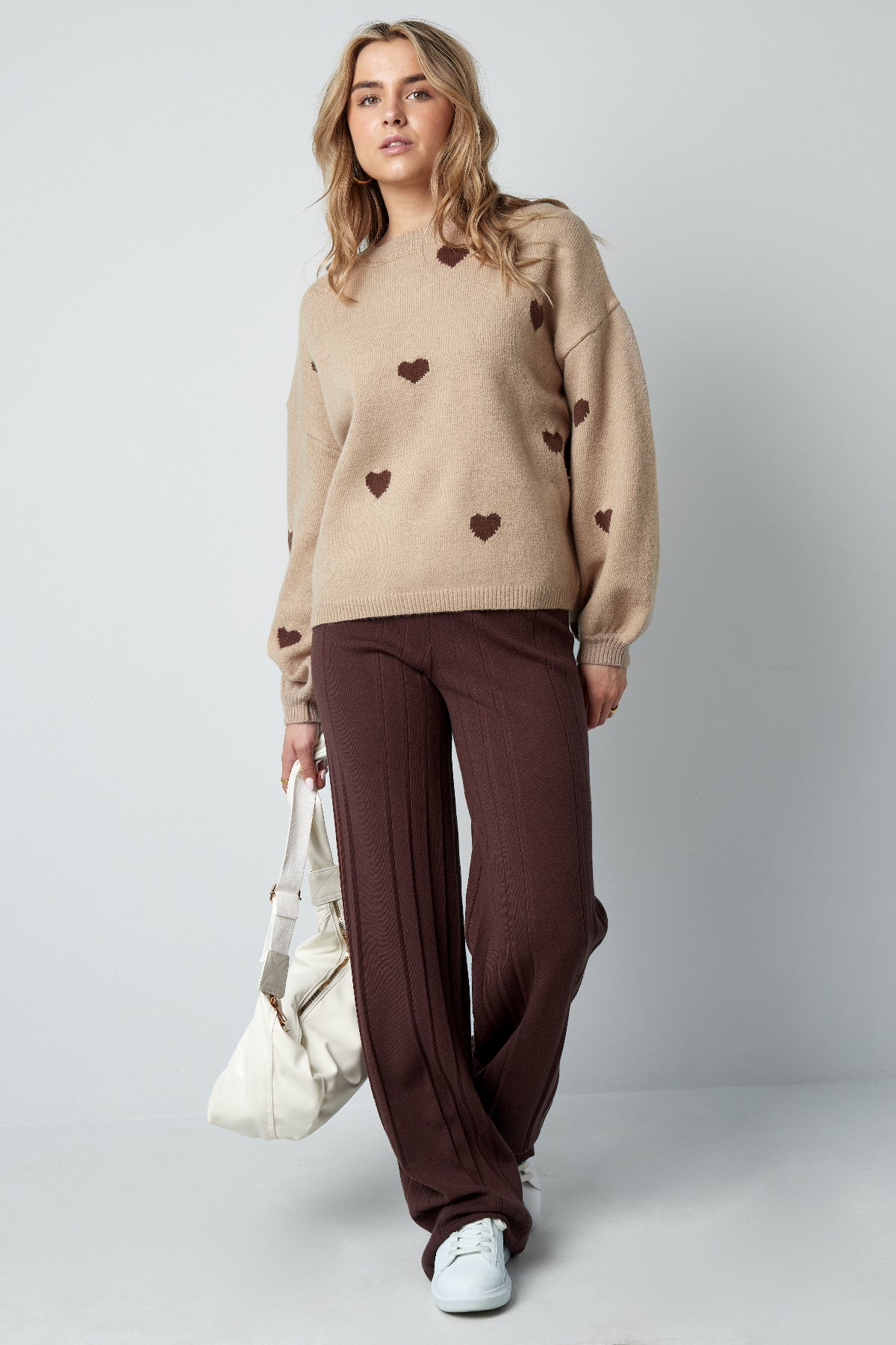 Pullover „Heartfelt Hugs“ – cremeweiß