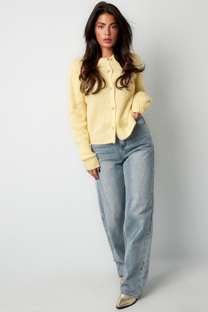 Gestrickter Love Cardigan