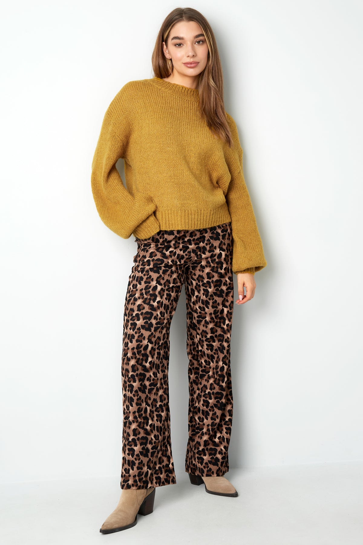 Winter-Essential-Pullover