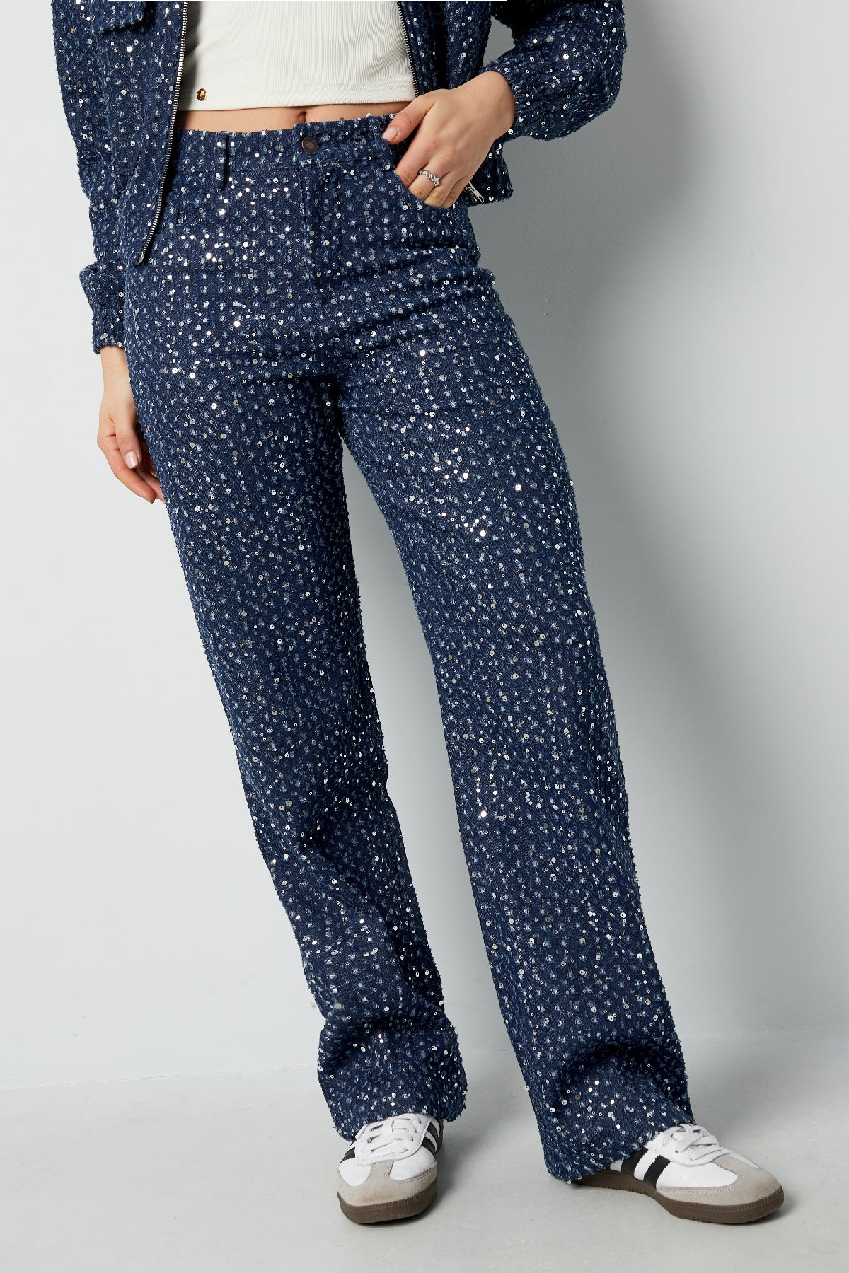 Denim-Jeans mit Pailletten