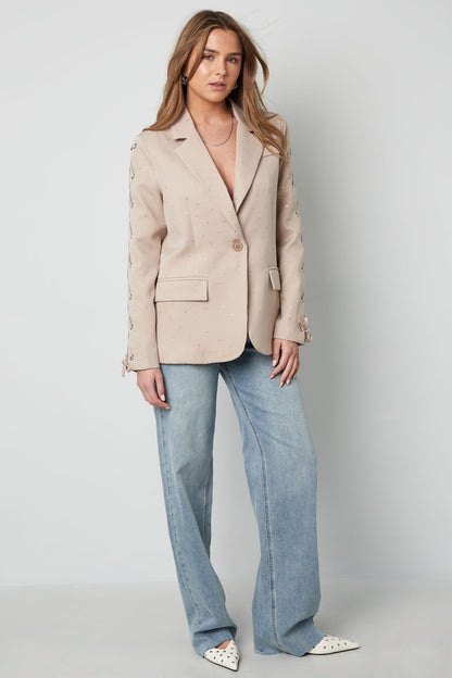 Blazer mit Steinen und Schnürärmeln