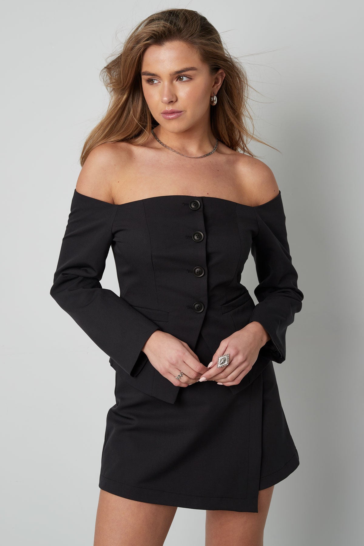 Off-Shoulder-Blazer-Oberteil