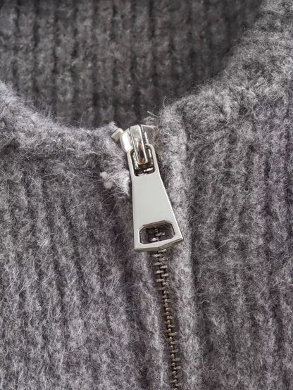 Emma Pullover