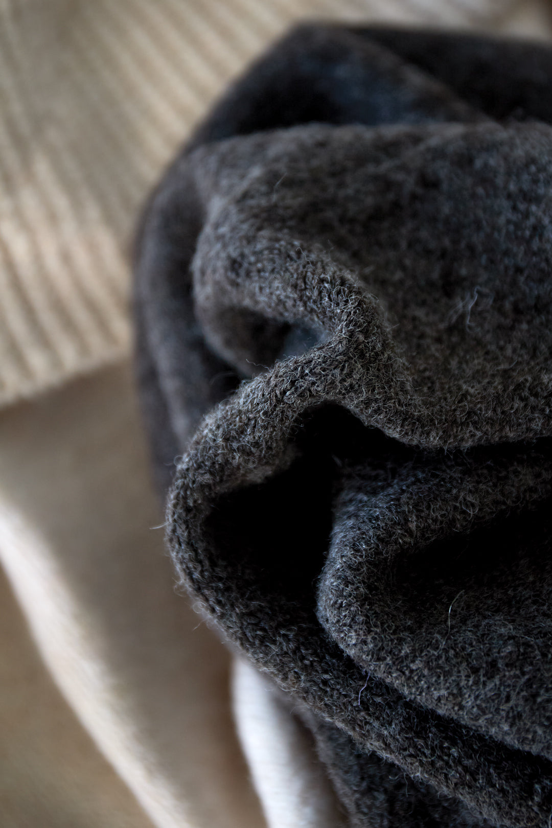 Schulterfreier Basic-Pullover