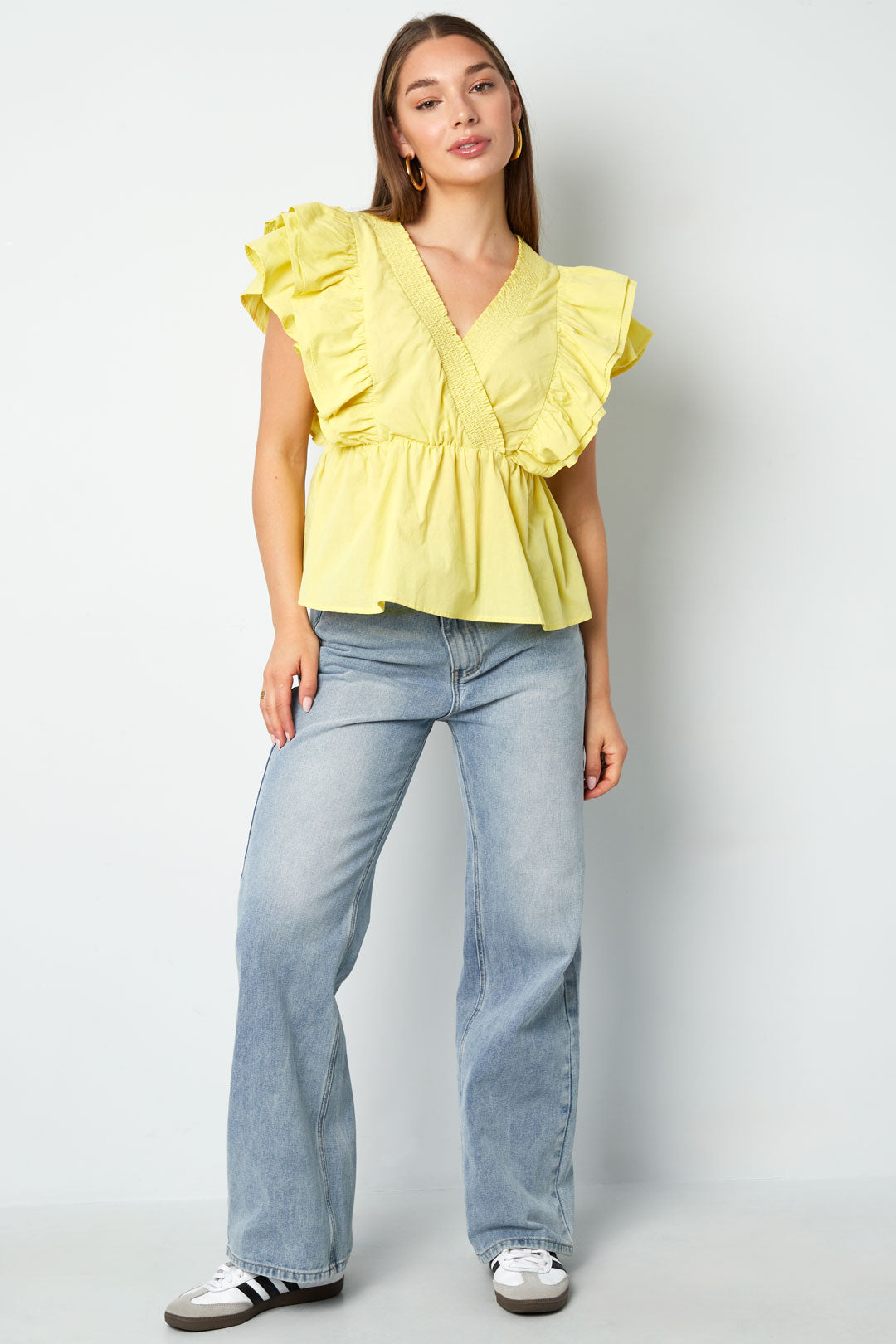 Gewebte ärmellose Bluse elegant Rüschenrand einfarbig Frühling/Sommer